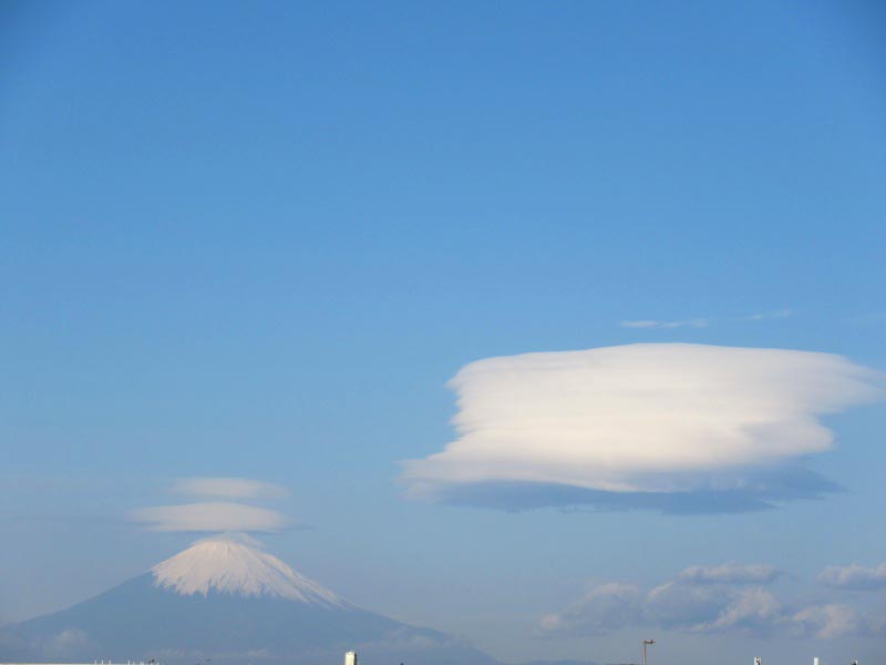 富士山、吊るし雲